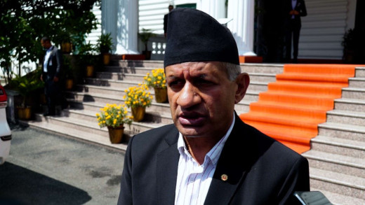 प्रधानमन्त्रीलाई पूर्वपरराष्ट्रमन्त्री ज्ञवालीको सुझाव— चीनसँग भएका पुरानै सम्झौता कार्यान्वयनमा जोड दिनुस्